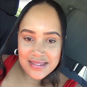 Meet your Posher, Katrina